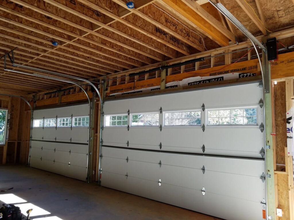 interior view of two 16X9 Doorlink model 3630 with Stockton windows